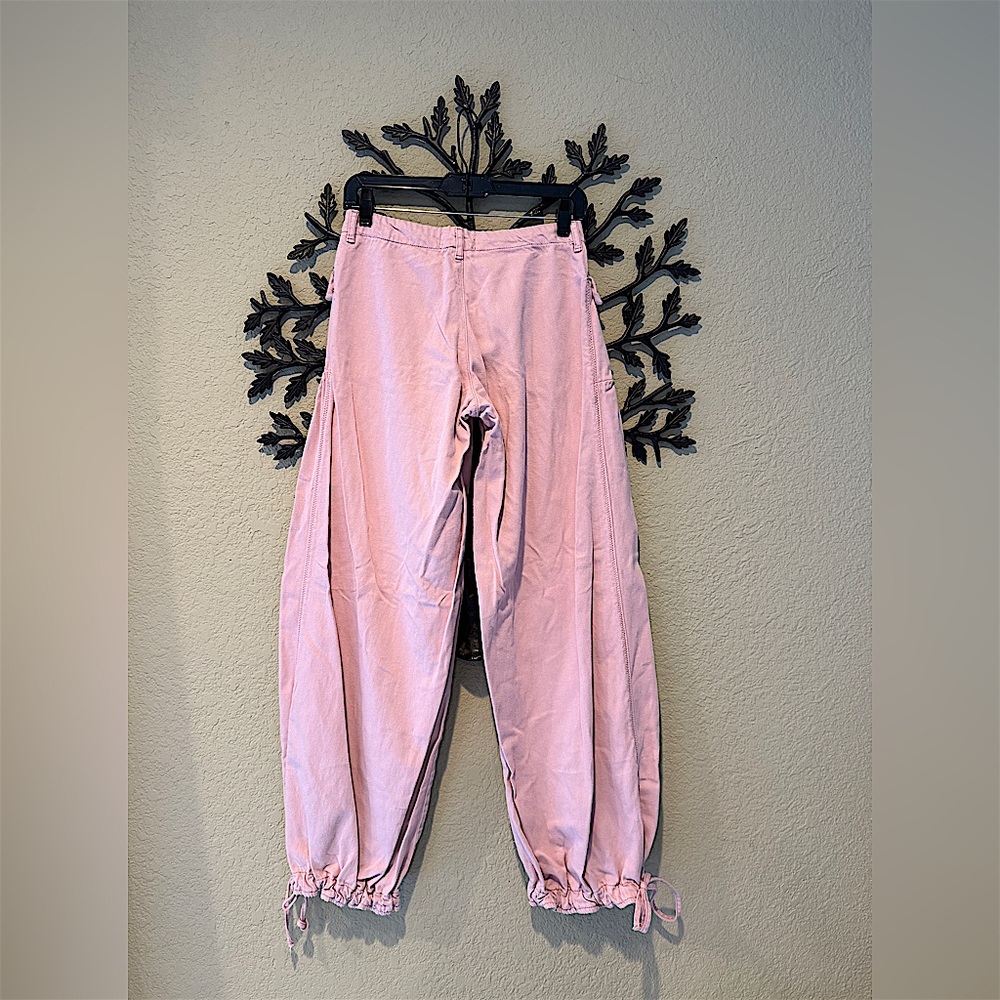 We The Free Lotus Balloon Jeans Pink Size 26 Excellent condition - Picture 2 of 7
